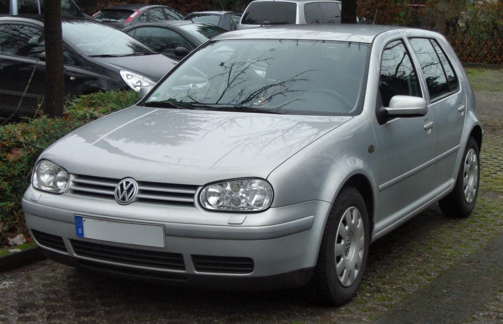 Troco golf 4 1.9 110  por mota