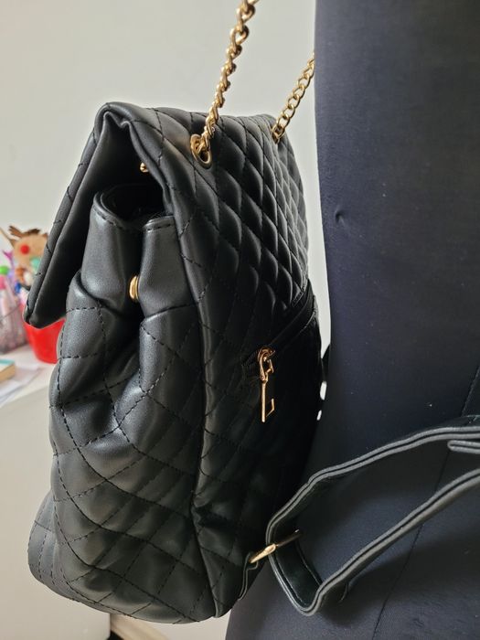 Torebko-plecak pikowany Nowy