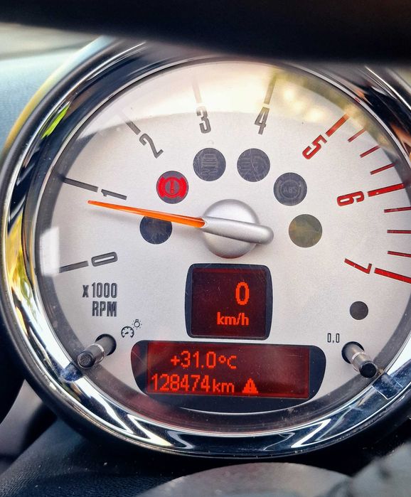 MINI Cabrio Cooper Highgate (Diesel, Julho 2012)