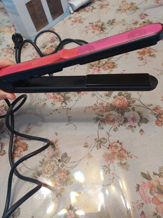 Випрямляч для волосся Philips HP4686/22