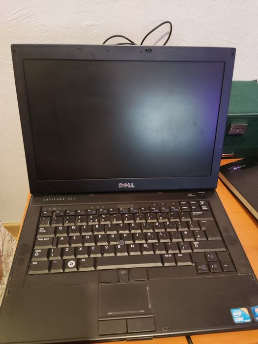 Laptop Dell 6gb Intel i5 , 2.67 GHz + router+ mysz