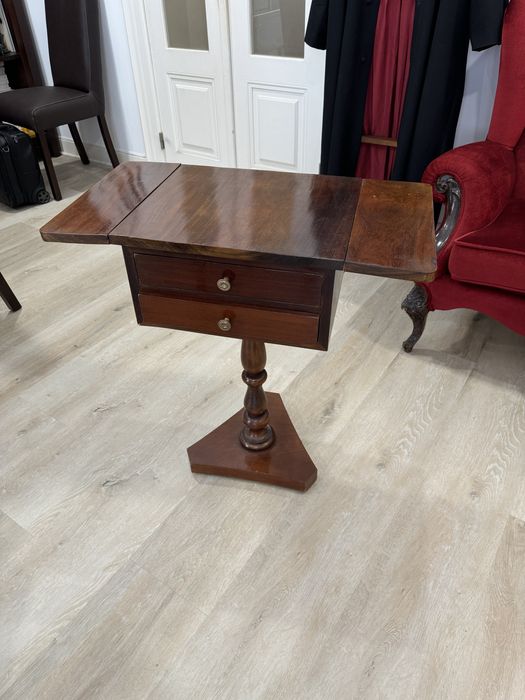 Mesa excepciomal de disign raro