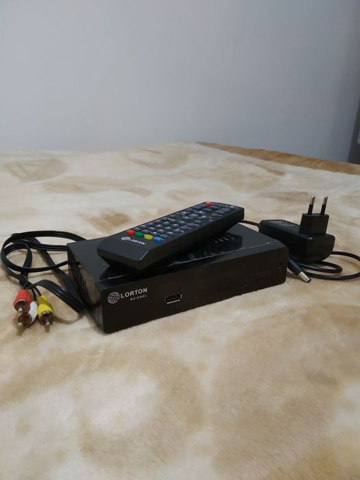 Продам супутниковий ресивер Lorton S2-33CL Т2-МІ мегого спорт Full HD