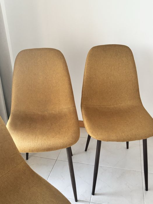 3 Cadeiras de sala
