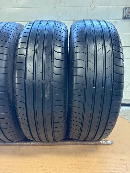 215/60R17 Bridgestone Turanza 6 Enliten