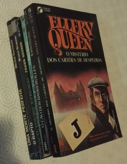 Lotes livros da coleção "Clube do crime" e outros