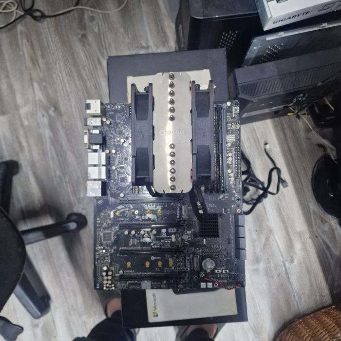 Asus p10s ws +xeon e3- 1220+chľodzenie