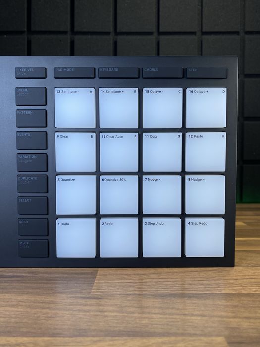 NI Maschine Mikro MK3
