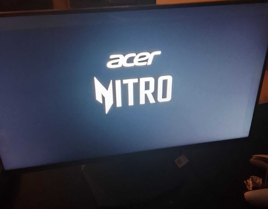 Monitor Acer nitro 144 HZ