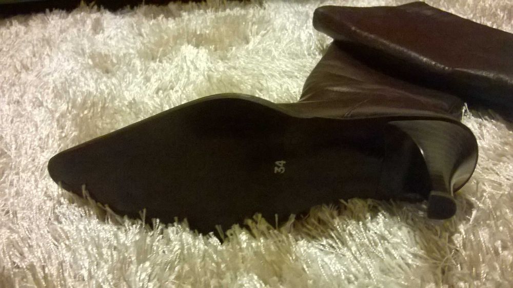 Botas 34 castanho e preto