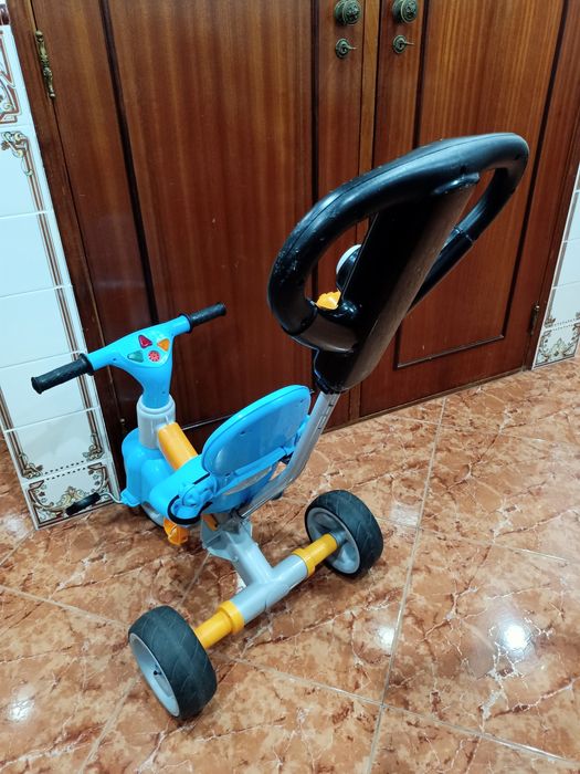 Triciclo para bebé bicicleta carro casa quarto apartamento vivenda.