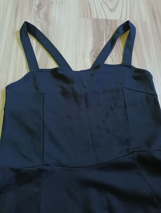 Nowa czarna rozkloszowana sukienka H&M Divided S