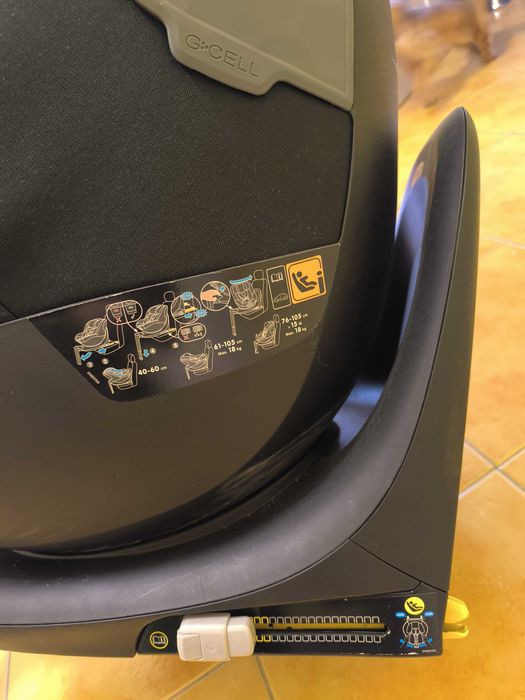 Fotelik obrotowy Maxi Cosi Mica i-Size ISOFIX 0-18kg 40-105cm