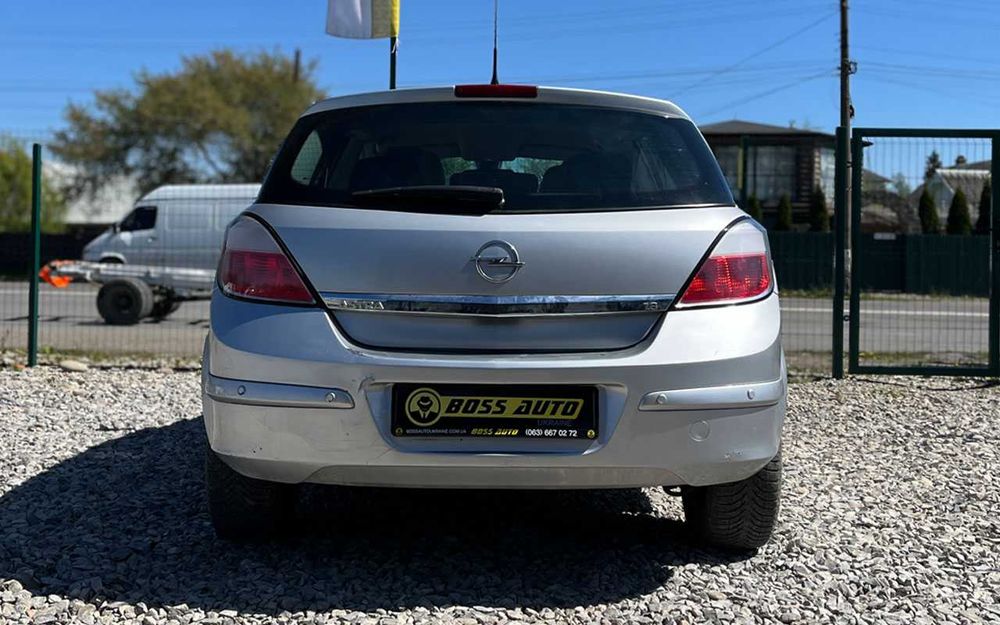 Opel Astra   2004