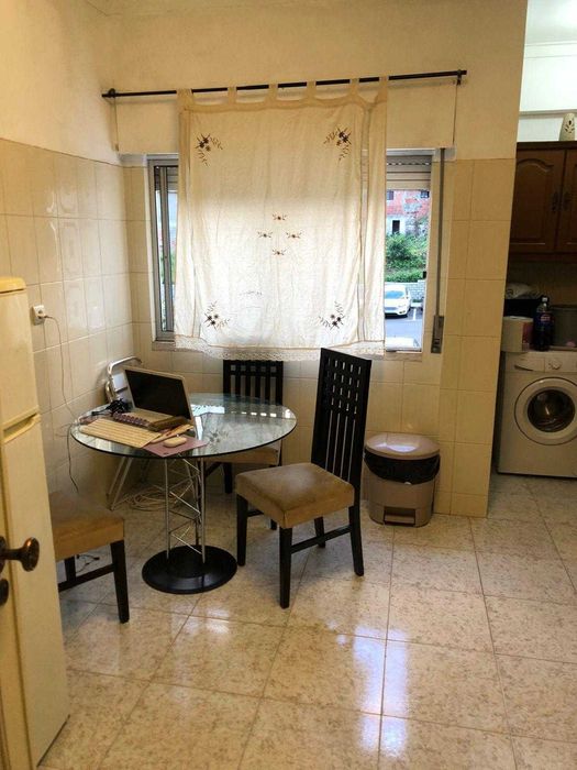 Quarto ao pé metro REBOLEIRA solteiro/casal