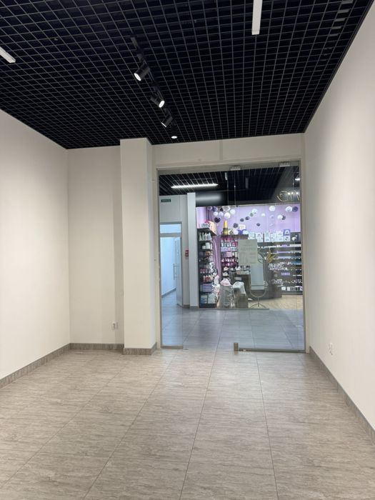 Продаж комер. Приміщення в ТОЦ “The Mall ”