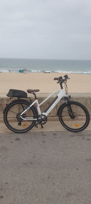 Bicicleta eléctrica NCM T3 milano