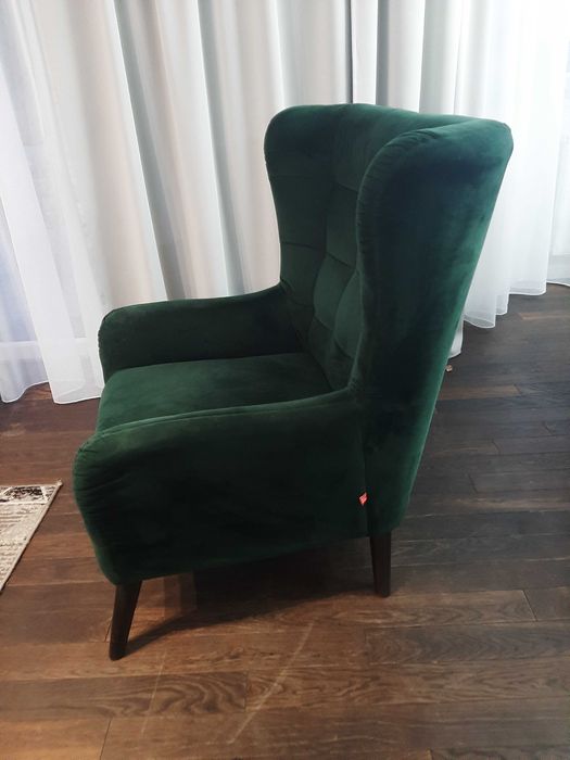 Fotel Casey BRW z podnóżkiem