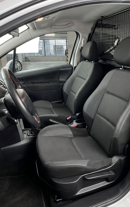 Peugeot 207 1.4 hdi 2011