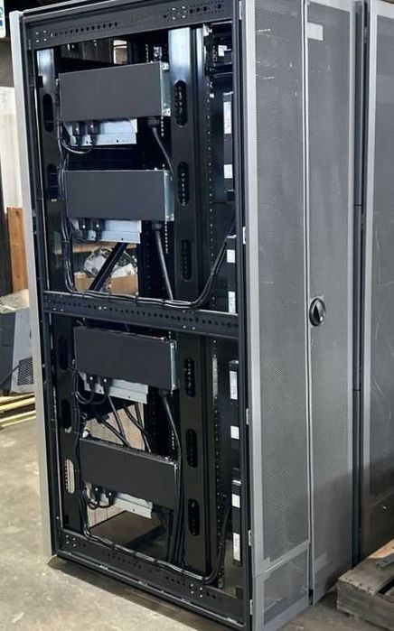 Armário / Rack / Movel de Servidor / Redes de HP (42U)