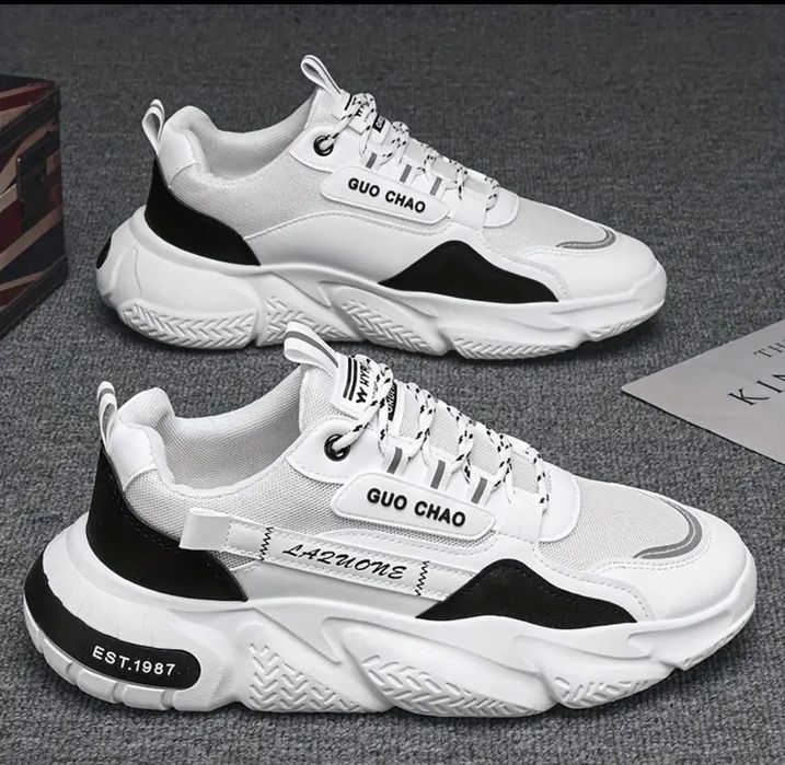 Чоловічі Кросівки Дихаючі розмір 39.-42. 27см