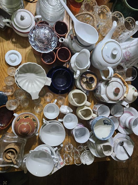 Naczynia  tułowice, wawel, szkło