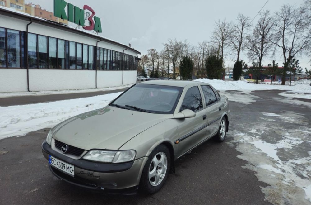 Вектра 1,8газ на автоматі