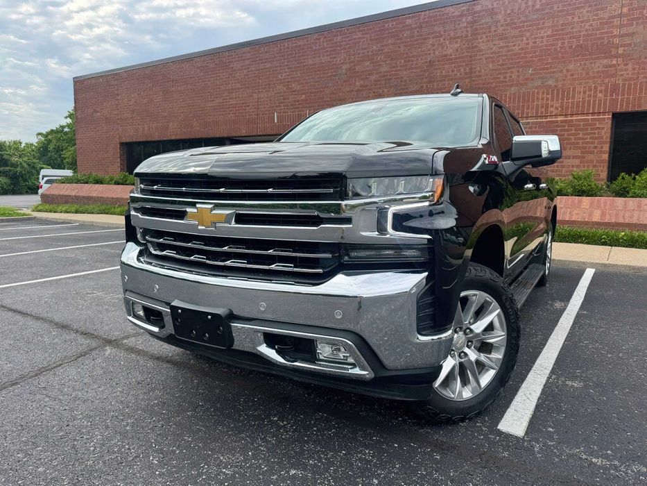 Chevrolet Silverado 1500 LTZ Crew Cab      2021