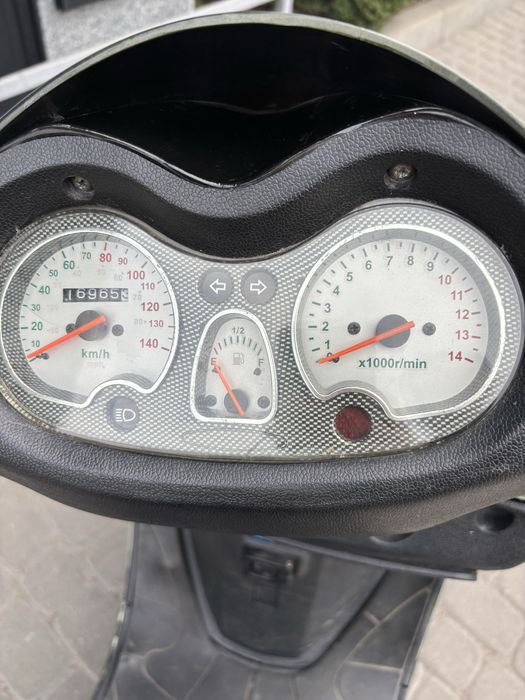 Скутер FADA 150 кубів