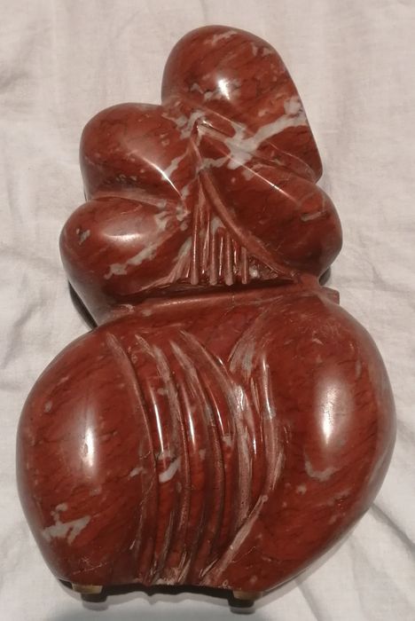Estatueta/Escultura em Jaspe Vermelho