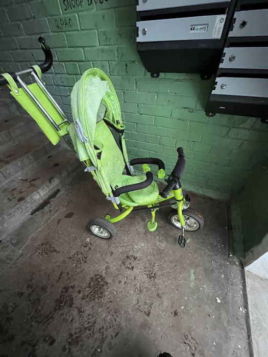 Дитячий велосипед з батьківською ручкою