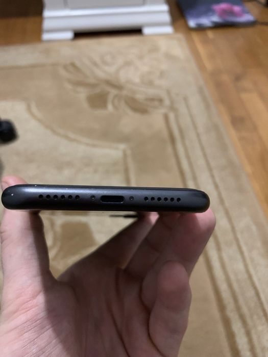 Айфон 11 64 гб оригінальний