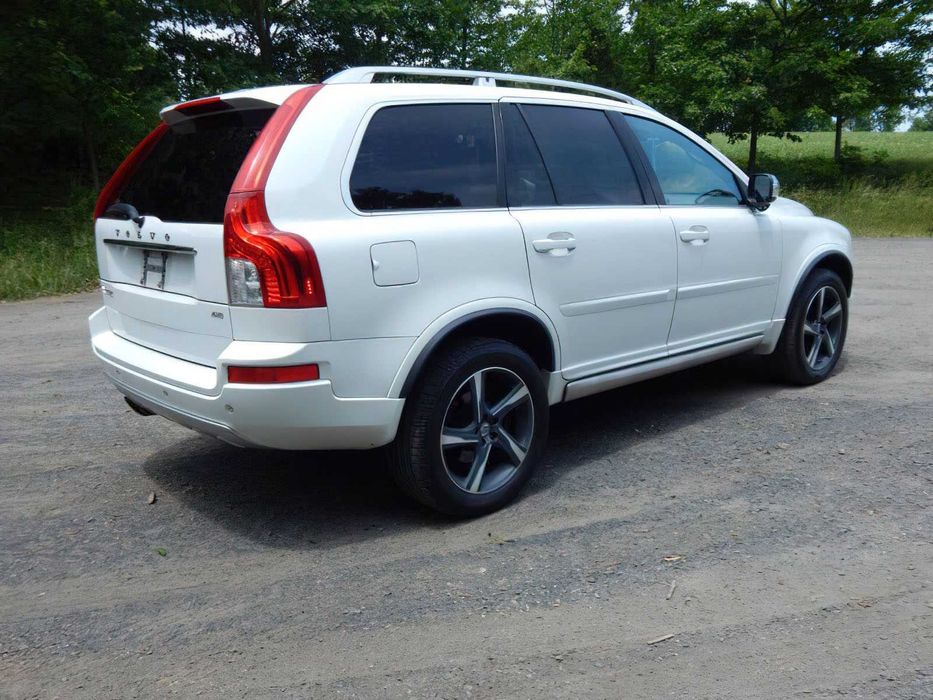 Volvo XC90      2013
