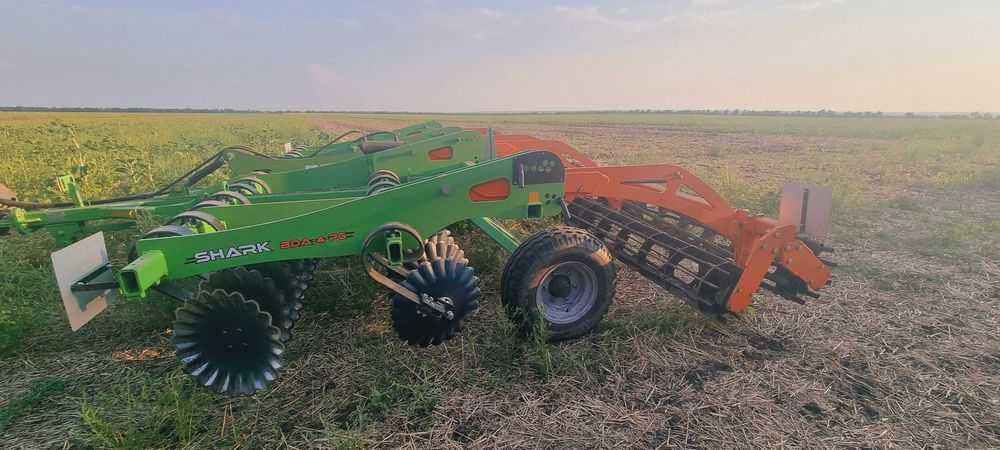 Лущільник дисковий ШАРК 4 тандемний коток діск білота АРК ГРУП