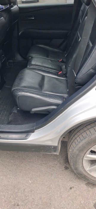 Автомобіль LEXUS RX350