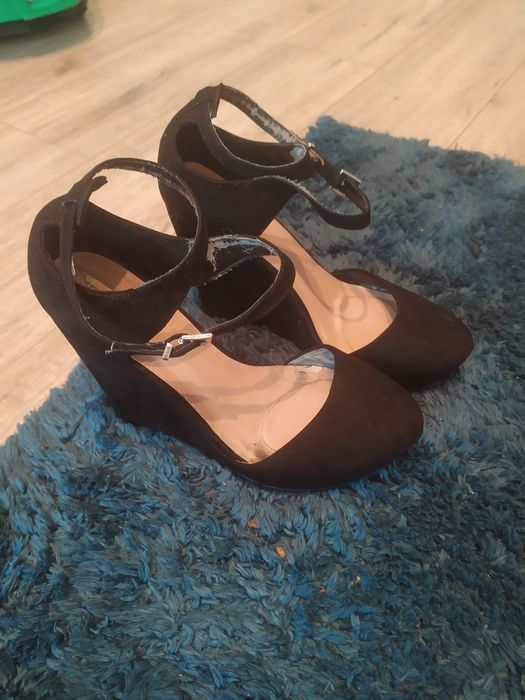 Sandały na koturnie buty letnie pantofle 38