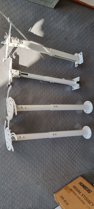 Uchwytu sufitowy do projektorów projektor