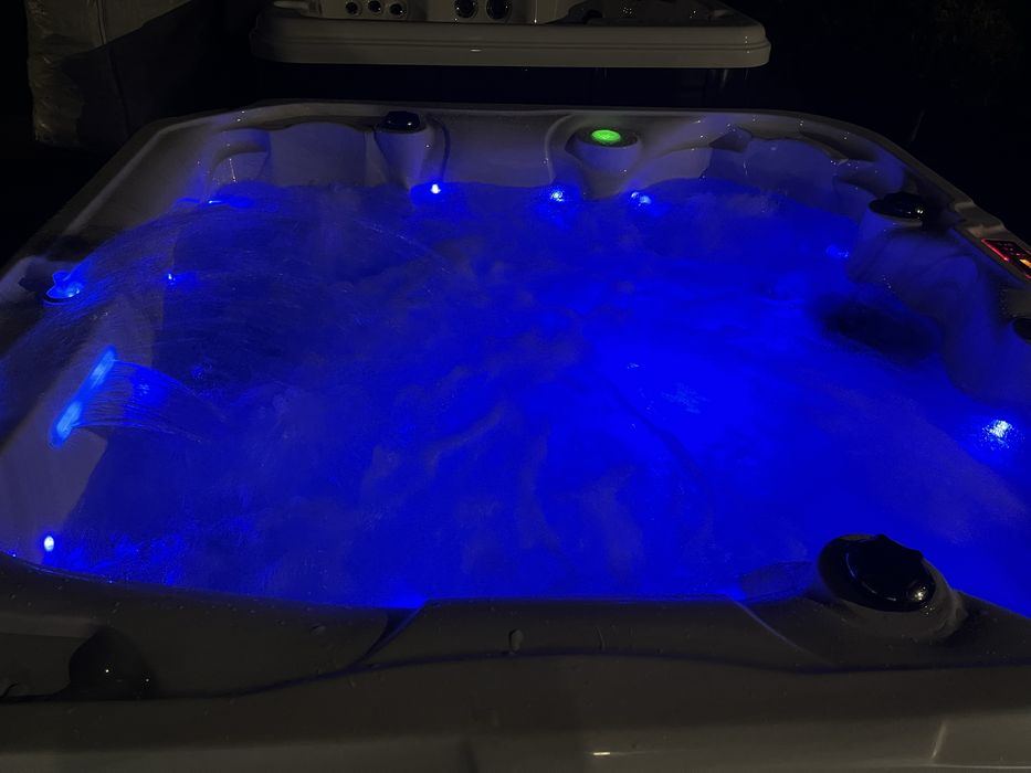 Jacuzzi ogrodowe caloroczne Balboa