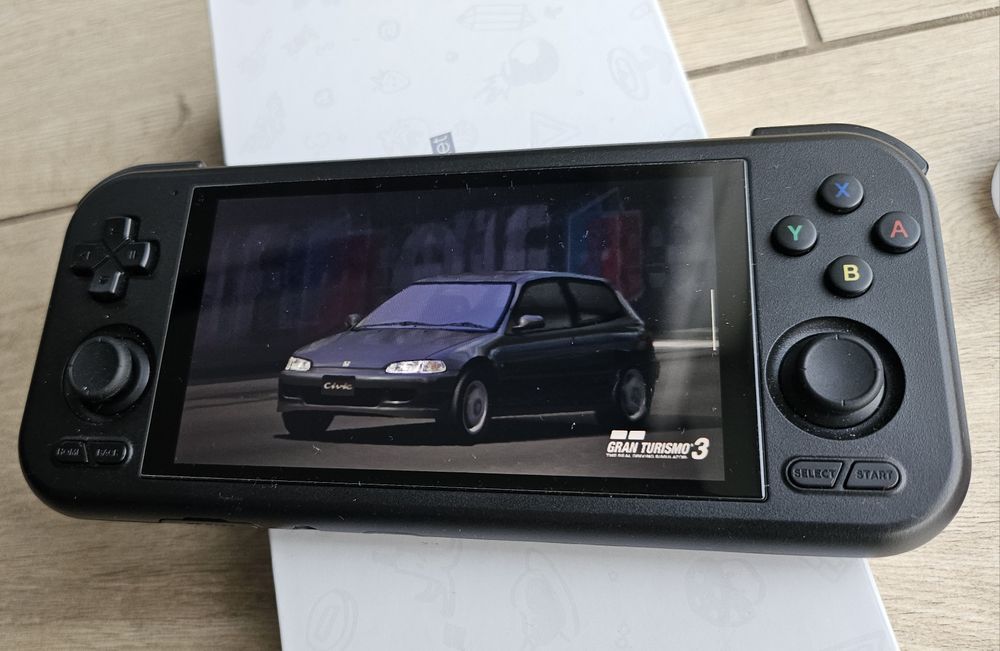 Retroid Pocket 4 stan idealny (r36s , anbernic , trimui )