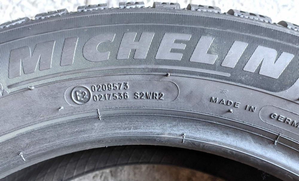 Шини зимові R16 205/55 Michelin Alpin 6