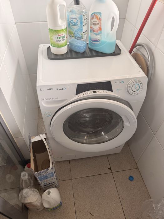 Arrenda-se quarto 450 tudo incluído