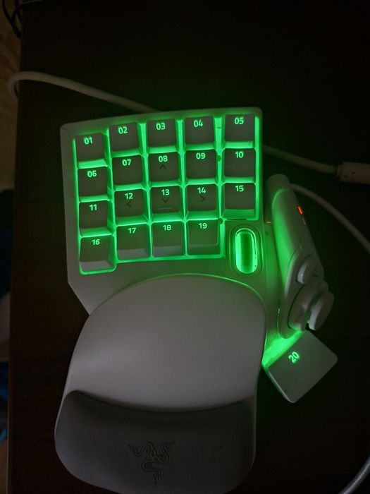 Міні клавіатура Razer Tartarus V2