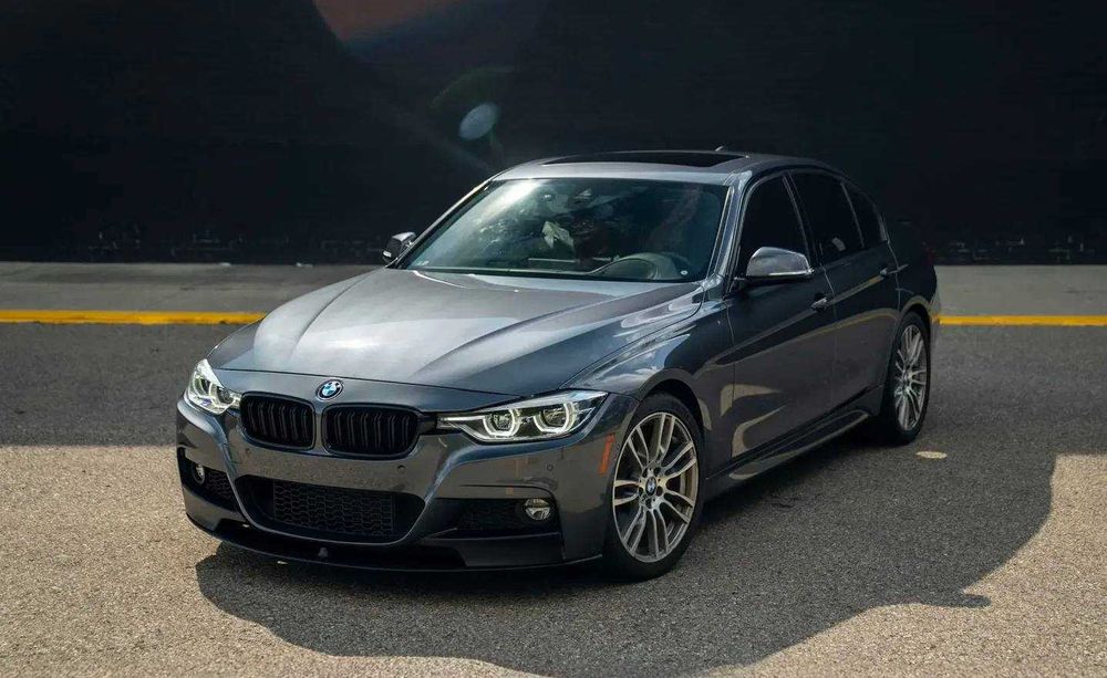 BMW 330i Xdrive