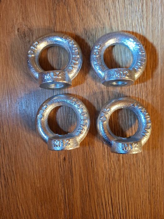 Nakrętka z uchem M12