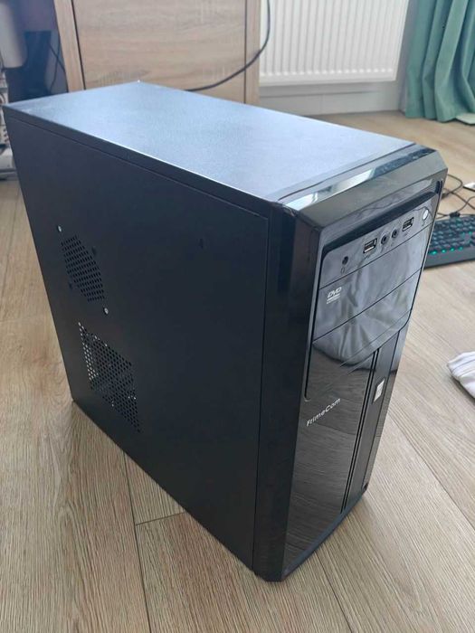 Міні корпус, великий корпус