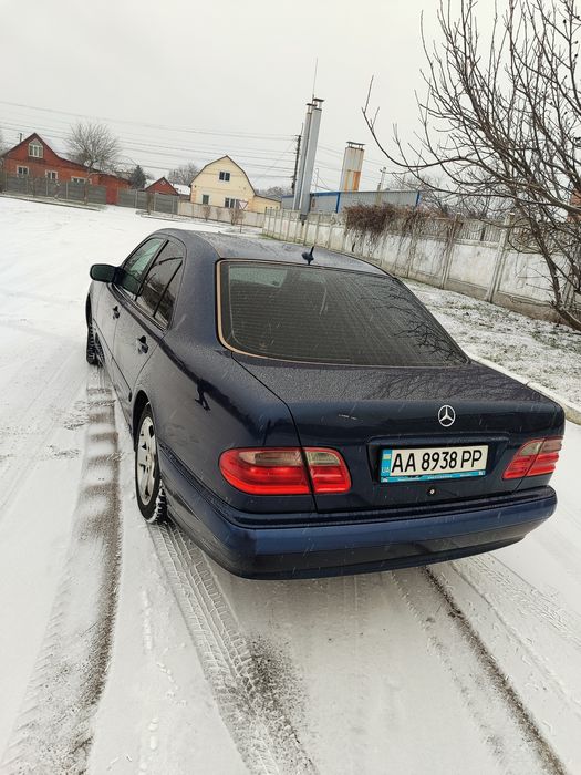 Mercedes-benz w210 2.2 турбодизель в чудовому стані
