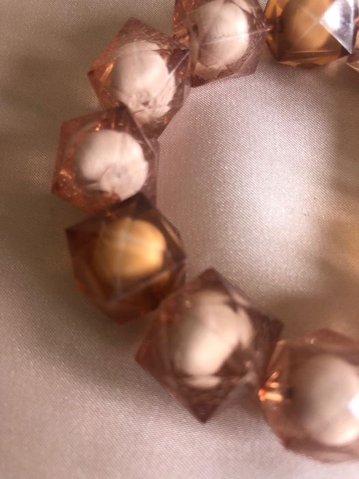 Pulseira muito bonita, fora do comum