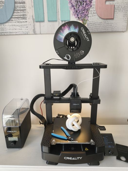 Impressora 3D Creality Ender 3 V3 SE  (Como Nova)
