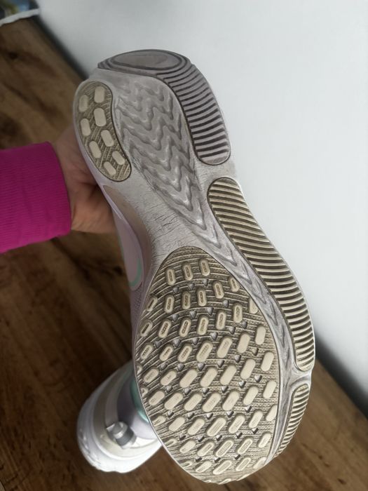 Buty do biegania nike react miller 39