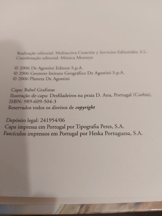 Livro "NOVO ATLAS DA TERRA" de Agostini Editore.s